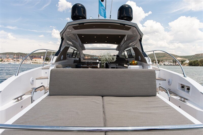 Azimut Atlantis 50 HT