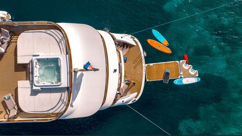 Mini cruiser Cristal