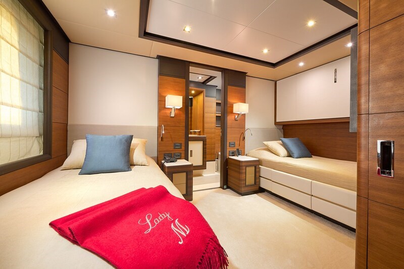 Benetti 140 Crystal
