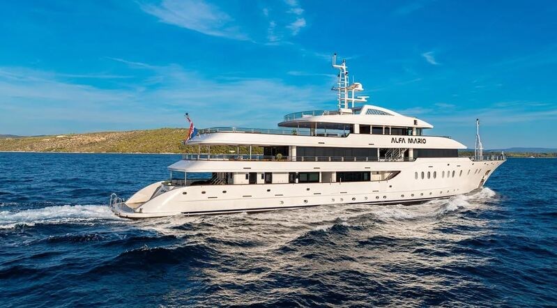 Mini cruiser Alfa Mario