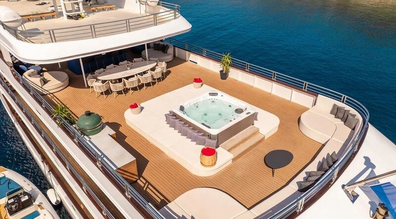 Mini cruiser Alfa Mario