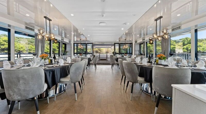 Mini cruiser Alfa Mario