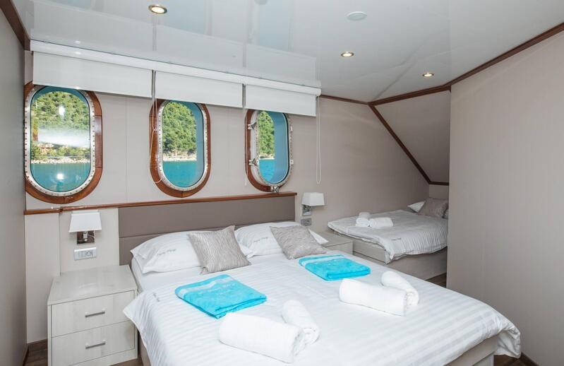 Mini cruiser Mama Marija