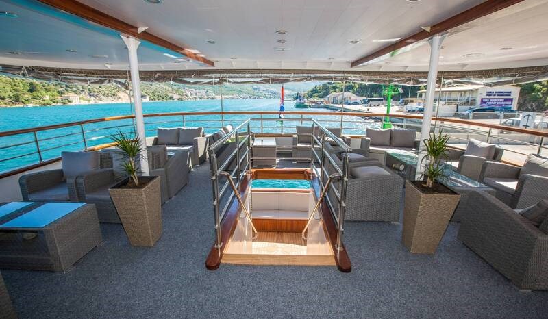 Mini cruiser Mama Marija