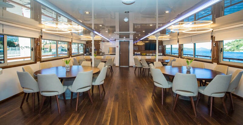 Mini cruiser Mama Marija