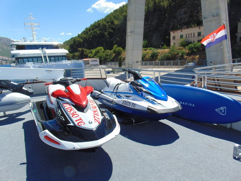 Mini cruiser Mama Marija II