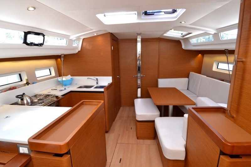 Jeanneau Sun Odyssey 440