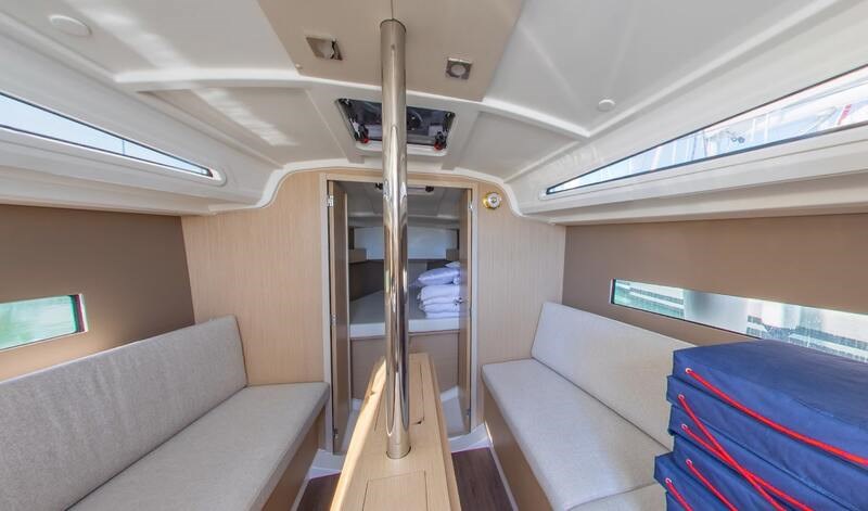 Beneteau Oceanis 30.1