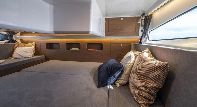 Beneteau Antares 11 Fly OB