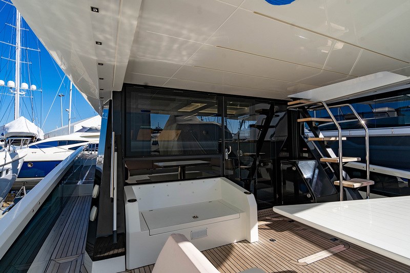Galeon 640 Fly