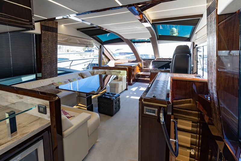 Galeon 640 Fly
