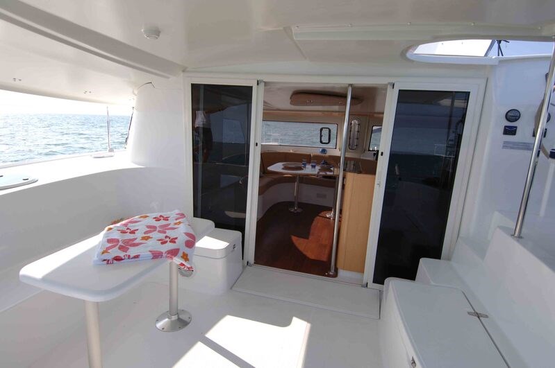 Fountaine Pajot Orana 44