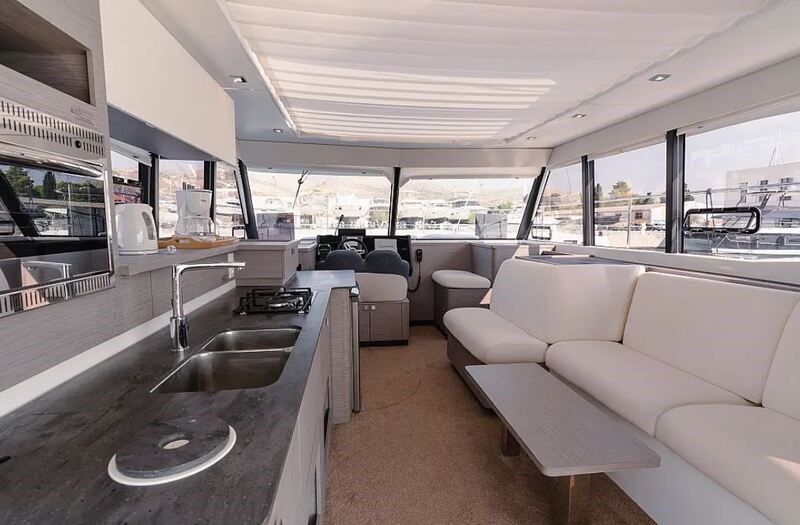 Fountaine Pajot MY 4.S