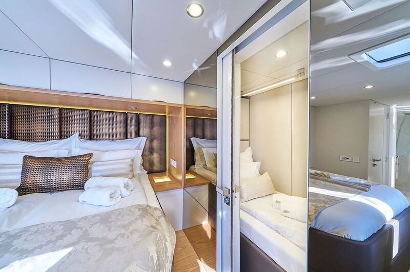Sunreef 60 charter