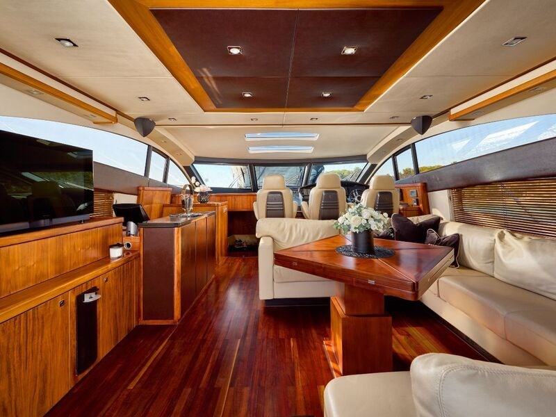 Sunseeker Predator 72