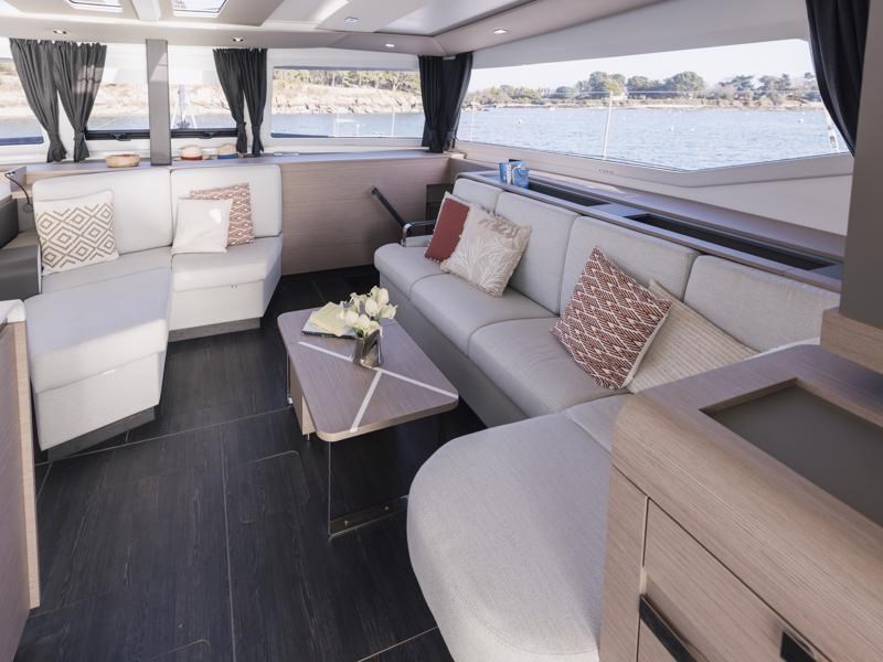 Fountaine Pajot Aura 51
