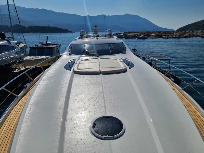 Sunseeker Predator 74