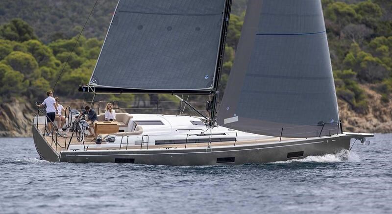 Beneteau First 44