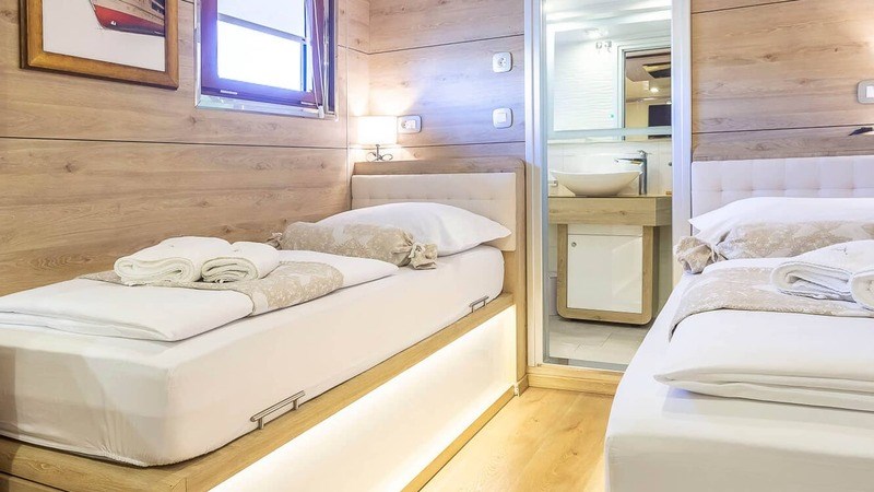 Mini cruiser Lastavica