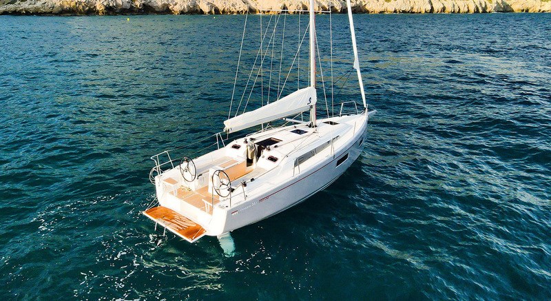 Beneteau Oceanis 34.1 owner