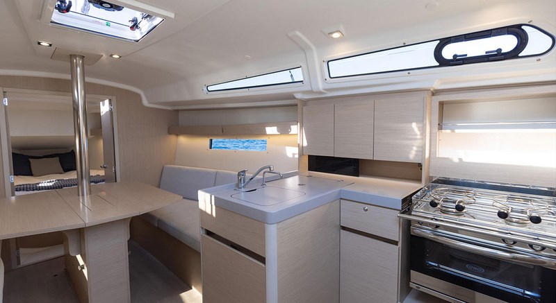 Beneteau Oceanis 34.1 owner