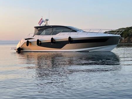 Azimut Atlantis 51