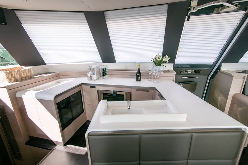 Fountaine Pajot Alegria 67