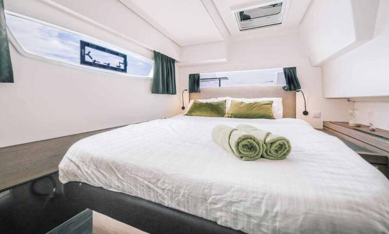 Fountaine Pajot 47 TANNA LUX