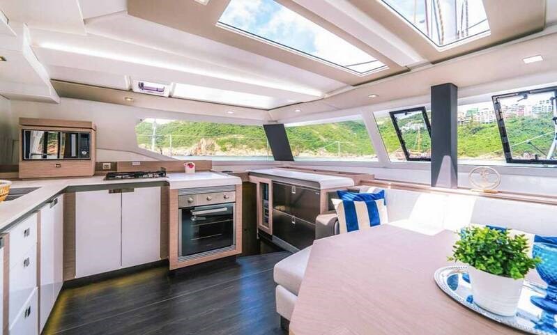Fountaine Pajot 47 TANNA LUX