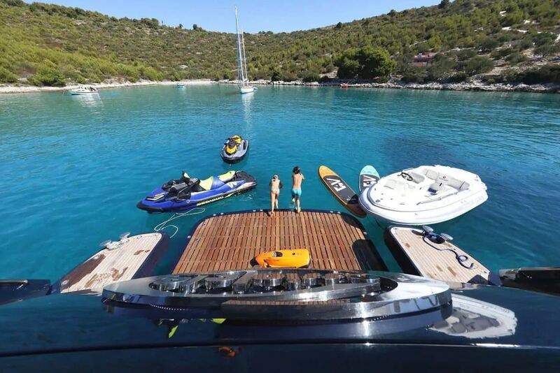 Sunseeker Yacht 34 M