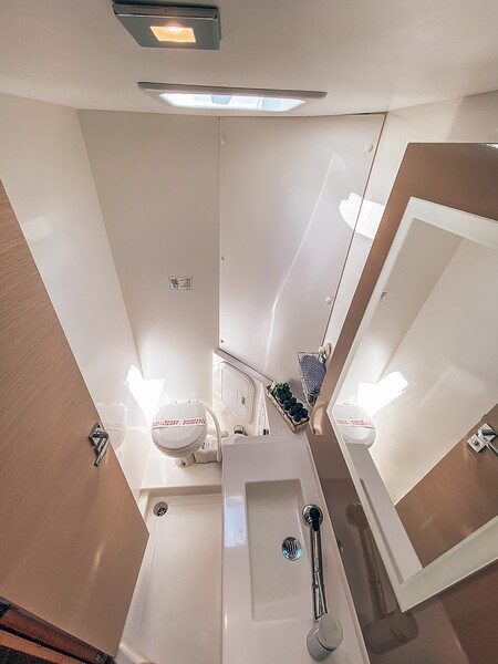 Fountaine Pajot Lucia 40