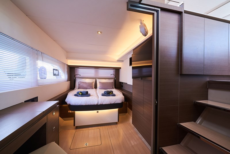 Leopard 53 power owner