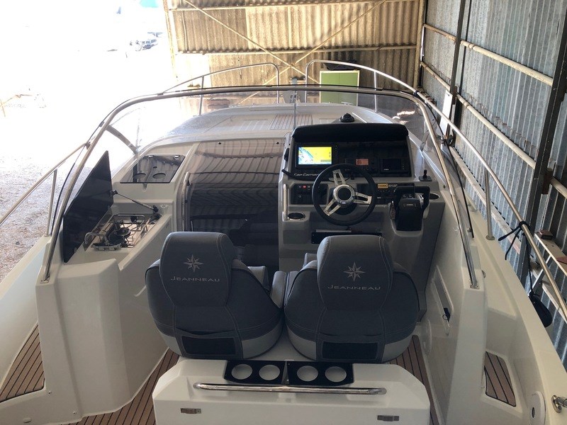 Jeanneau Cap Camarat 9.0 WA