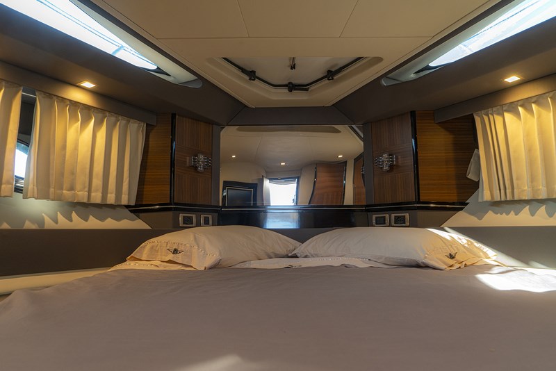 Marquis 500 Sport Coupe