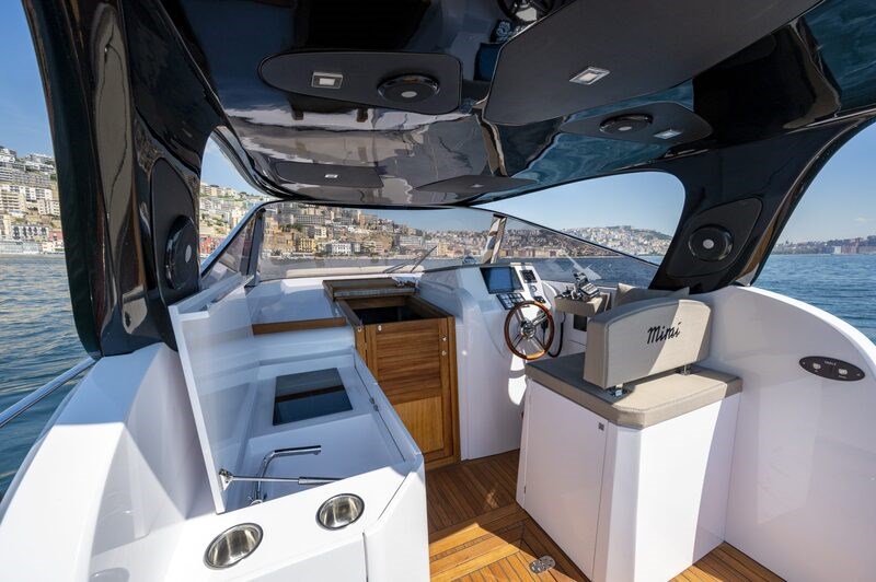 Mimi Libeccio 11 Cabin