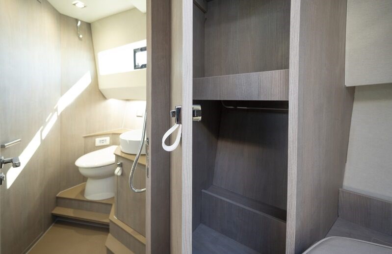 Mimi Libeccio 11 Cabin