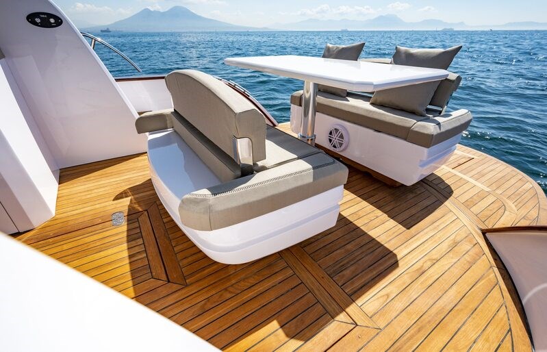 Mimi Libeccio 11 Cabin