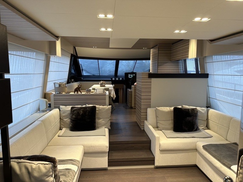 Ferretti 670 HT