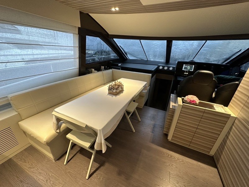 Ferretti 670 HT