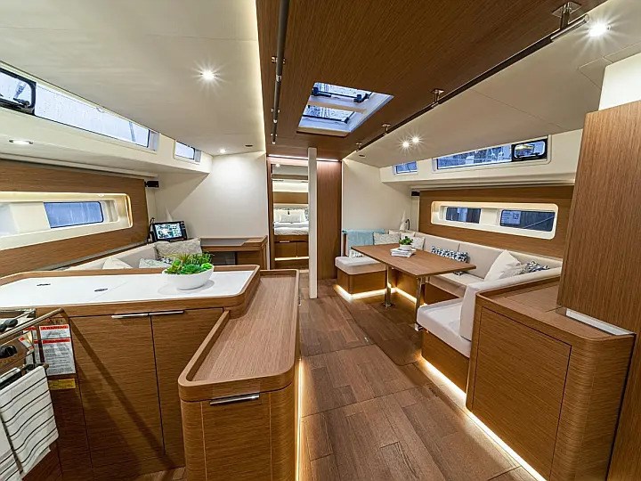 Beneteau Oceanis 54