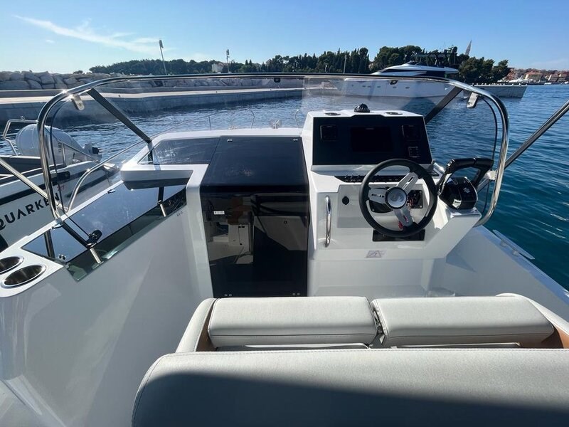 Beneteau Flyer 9