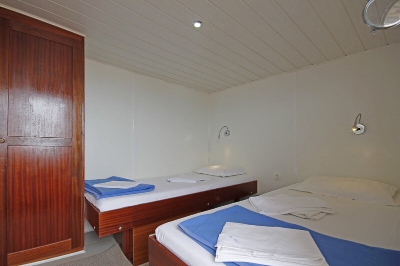 Motor-sailer Sveti Vid