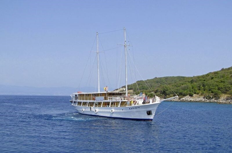 Motor-sailer Kazimir