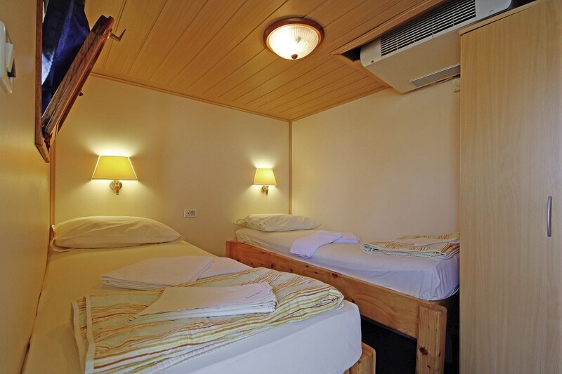 Motor-sailer Kruna Mora