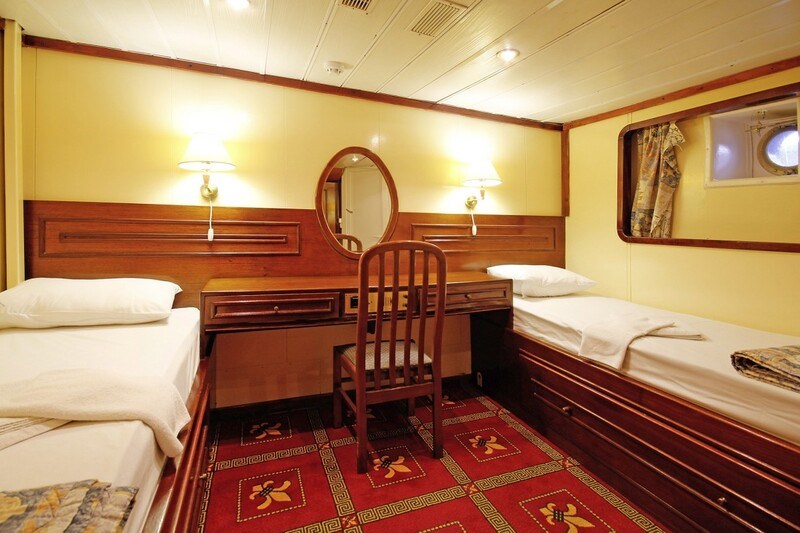 Motor-sailer Kruna Mora