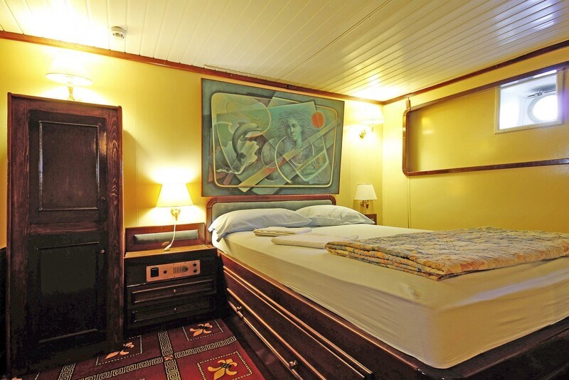 Motor-sailer Kruna Mora