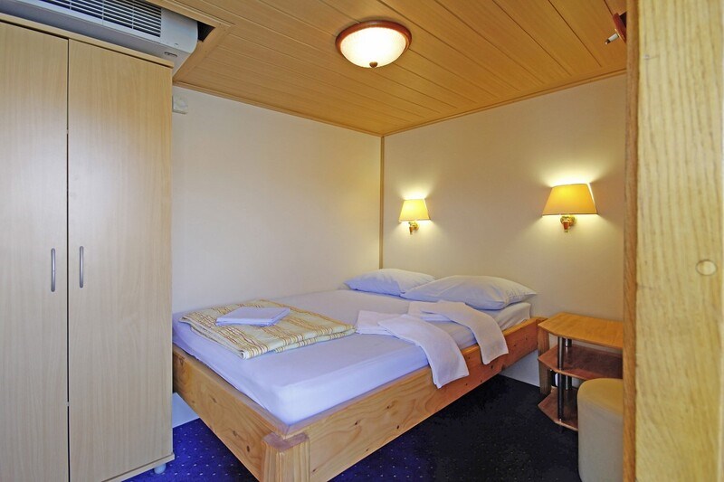 Motor-sailer Kruna Mora