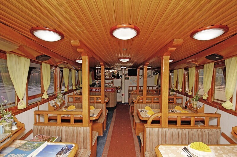 Motor-sailer Mirabela