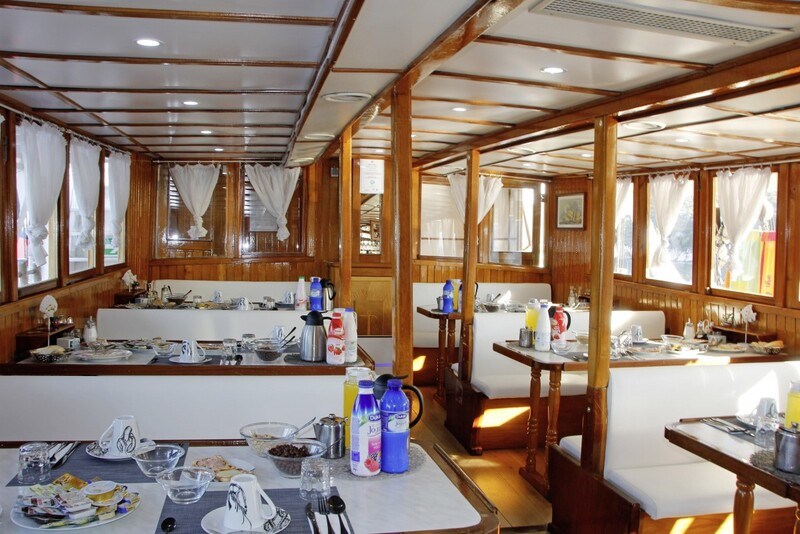 Motor-sailer Otac Ivan