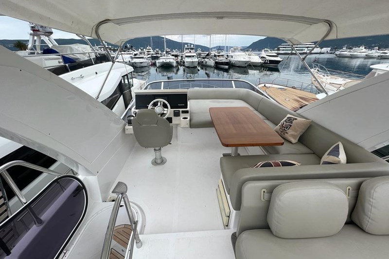 Azimut 50